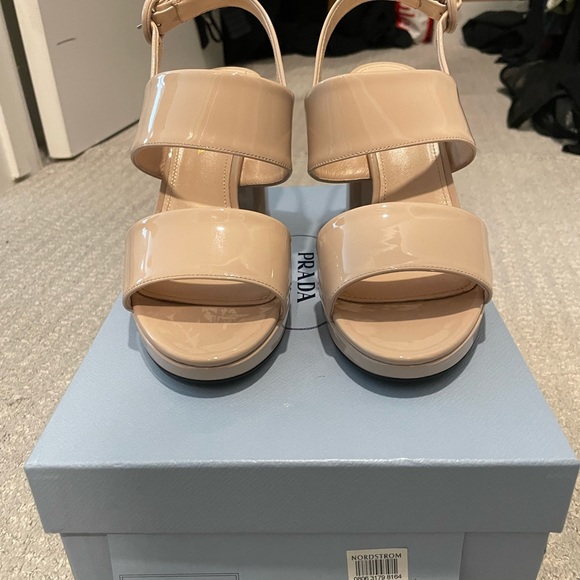 Prada Patent Leather Block Heal Cream/Tan Sandals - Picture 5 of 5